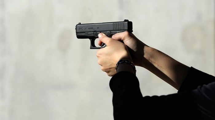 Подросток устроил стрельбу в школе в США