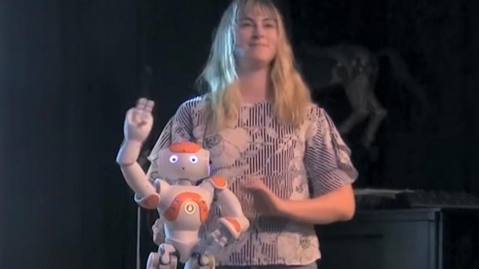 В США создали робота-комика (видео)