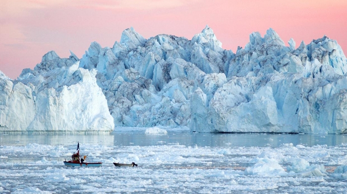 Ученые доказали шестикратное увеличение таяния льдов в Гренландии