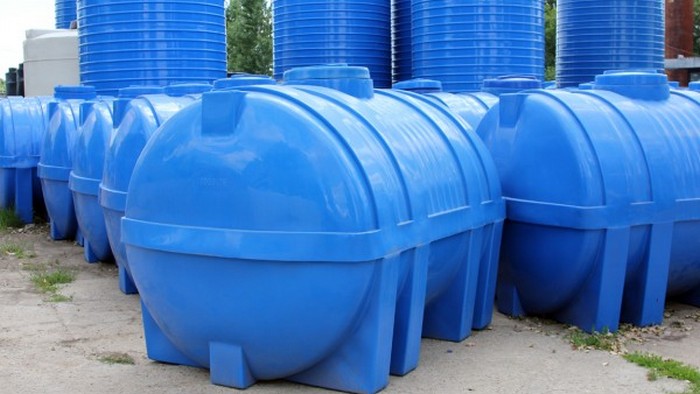 пластиковые ёмкости для воды