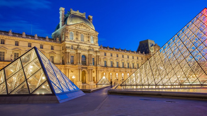 Пирамида Лувра: самые интересные факты про символ Парижа