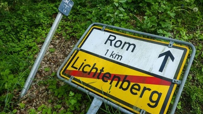 Ошибка в навигаторе привела британца в Германию вместо Рима (фото)