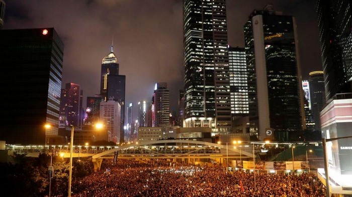 На протесты в Гонконге вышло около двух миллионов человек