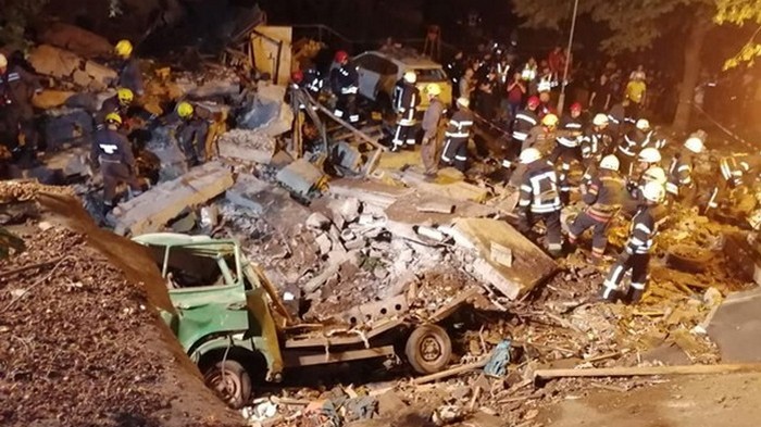 На месте взрыва в Киеве разбирают завалы – ГСЧС (фото)