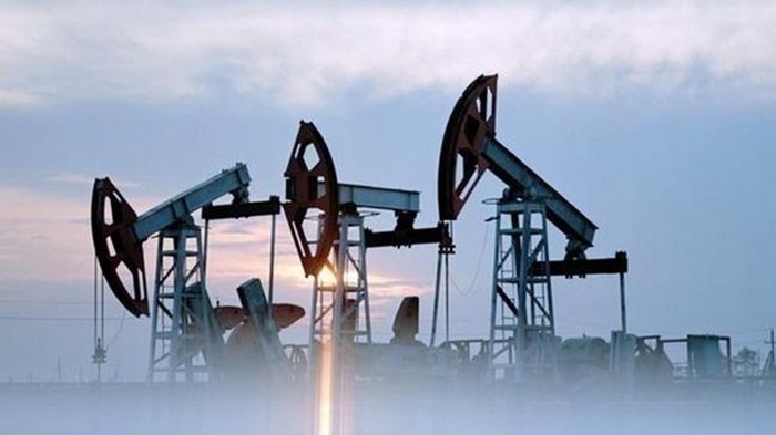 Нефть подорожала на фоне снижения запасов в США