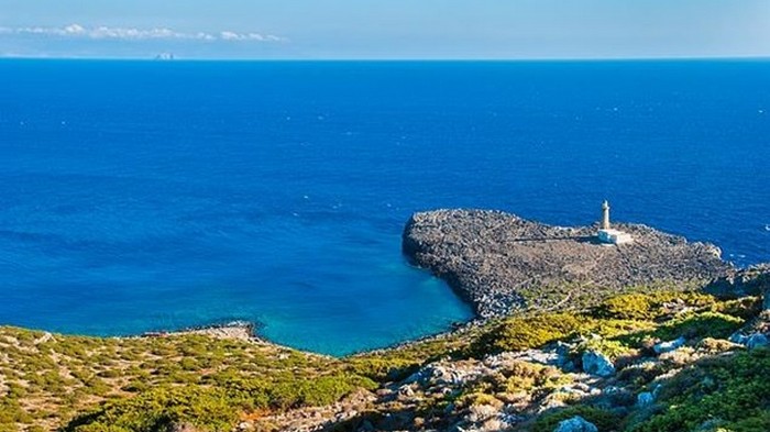В Греции ищут жителей на райский остров (фото)