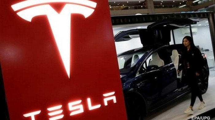 Акции Tesla рухнули из-за квартального убытка