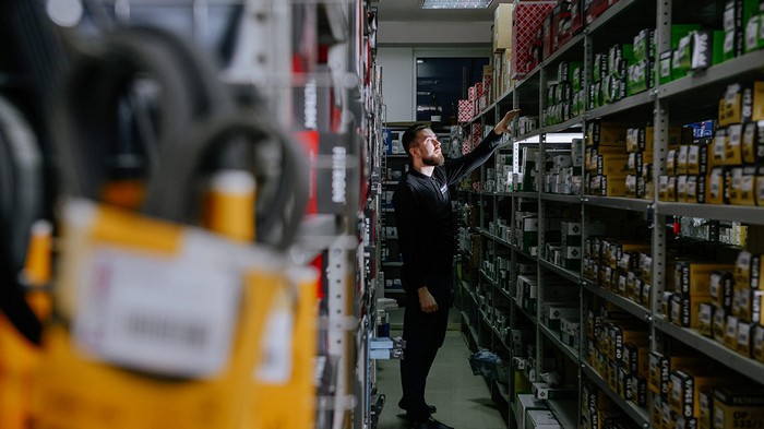 автозапчасти