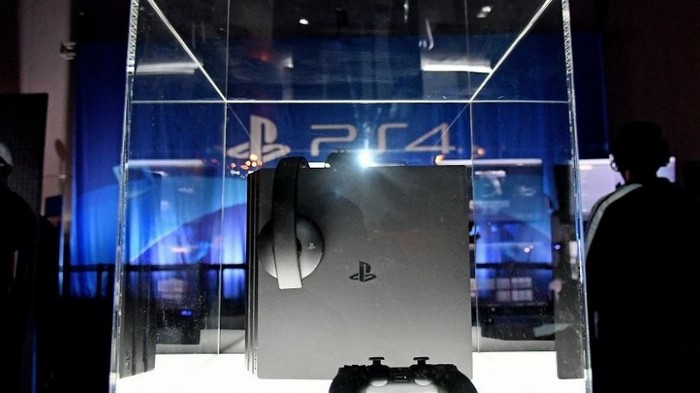 Sony продала 100 млн игровых приставок PlayStation 4