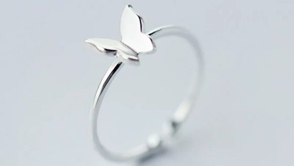 серебряное кольцо