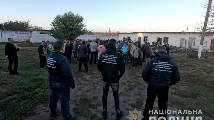 В Украине раскрыли масштабную вербовку людей в трудовое рабство (видео)