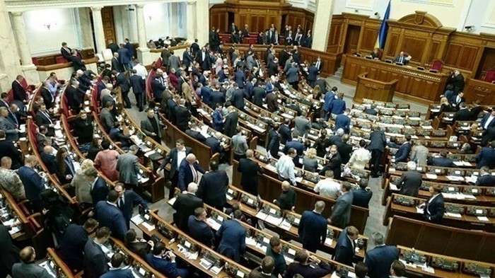 В сентябре 60% законопроектов Рады были признаны законодательным спамом