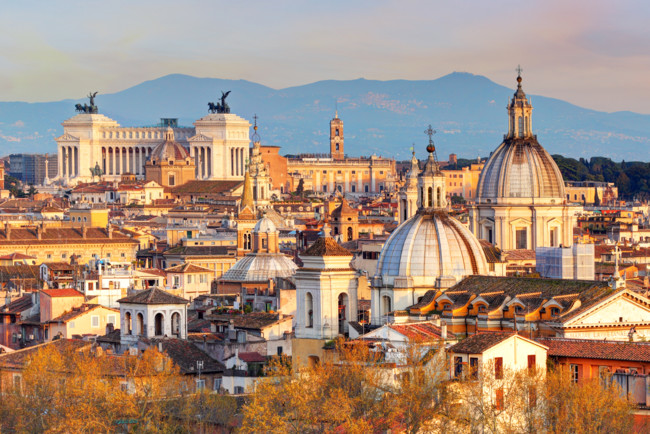 Платить будут почти все туристы: в Италии приняли новый закон