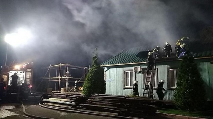 В Одессе произошел пожар на территории монастыря (видео)