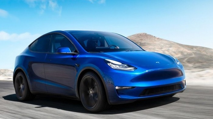 Tesla Model Y выпустят на полгода раньше срока