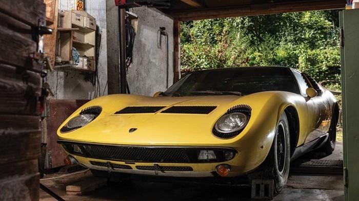Забытую Lamborghini 1969 года продали за $1,6 млн (фото)