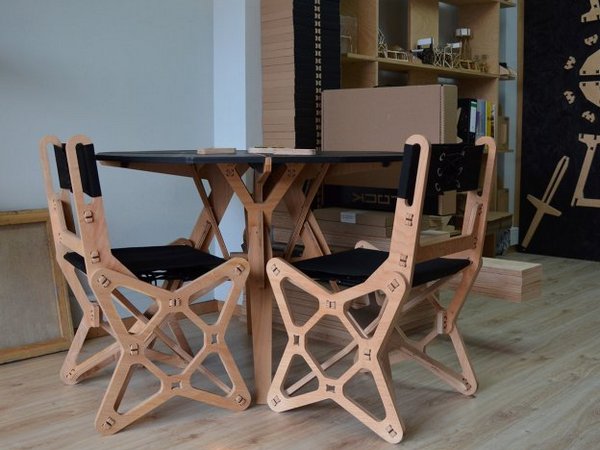 стол и стулья из фанеры