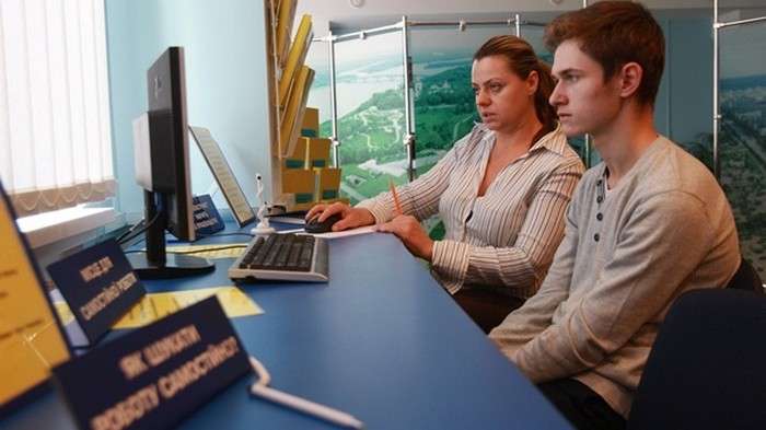 Уровень безработицы среди украинцев снижается