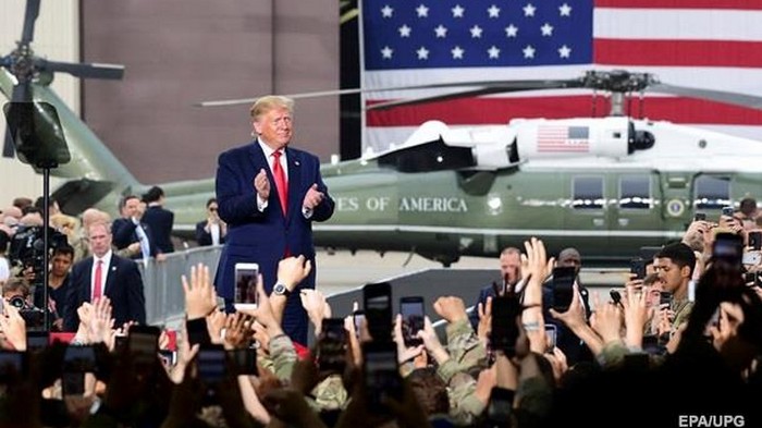 Трамп хочет от Японии $8 млрд на армию США