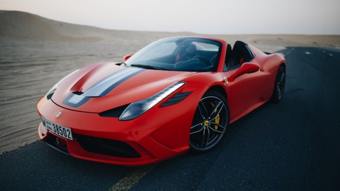 Ferrari отказалась выпускать спортивные электрокары