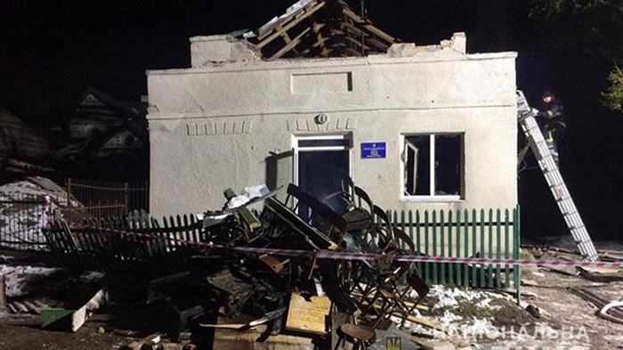 Полиция назвала причину взрыва в сельском клубе на Тернопольщине
