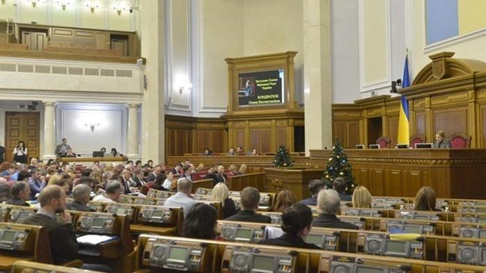Рада предварительно одобрила закон об отмене адвокатской монополии