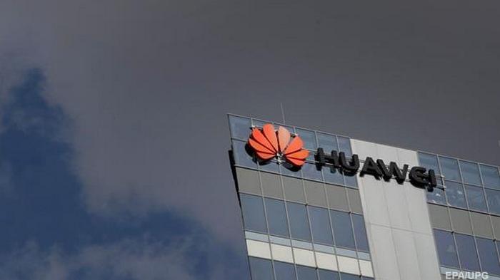 Huawei обвинила в краже технологий одного из крупнейших провайдеров США