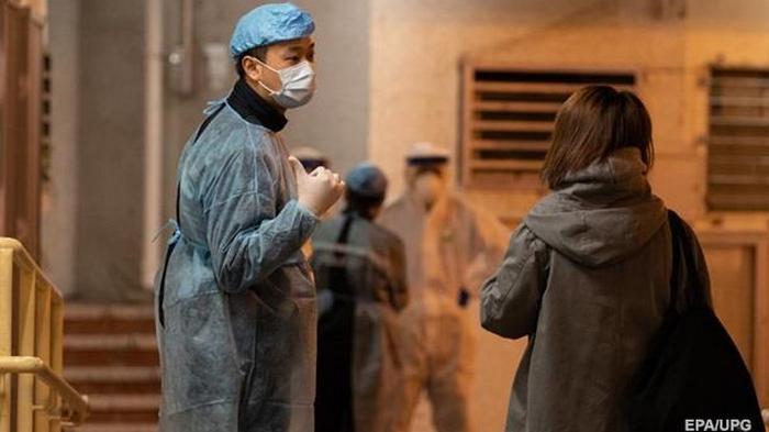 В Китае число жертв коронавируса превысило 1000