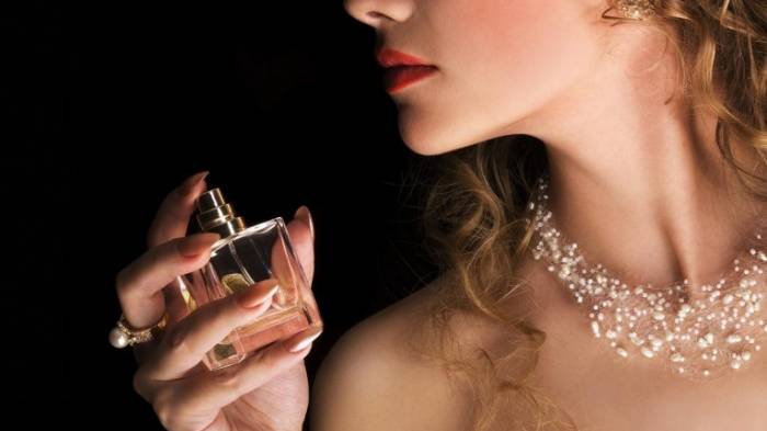 Как выбрать элитный женский парфюм в проверенном интернет-магазине?