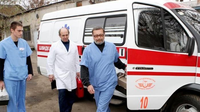 В Украине изменят правила вызова скорой из-за коронавируса
