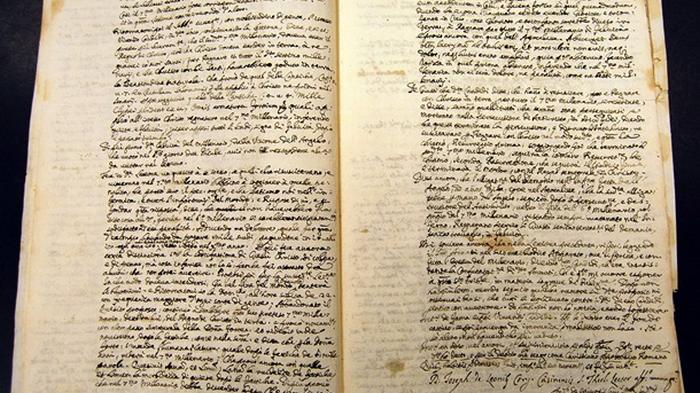 Найдена редкая книга Ньютона о законах Вселенной
