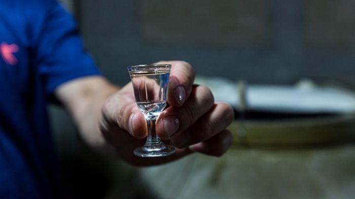В Иране уже 300 жертв лечения коронавируса алкоголем