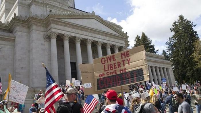 В столице США прошел массовый митинг против карантина