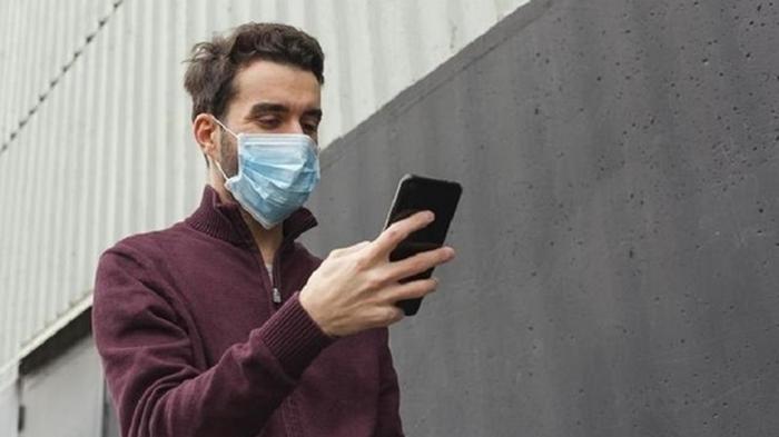 iPhone научился распознавать медицинскую маску