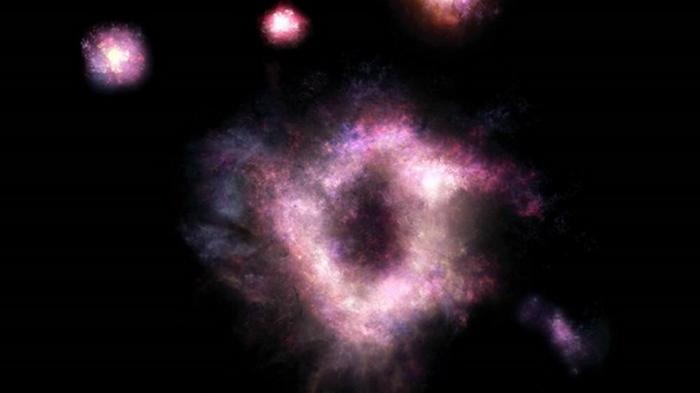 Обнаружена древнейшая редкая галактика (фото)