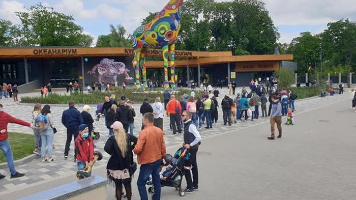 Кличко объяснил огромные очереди в киевский зоопарк
