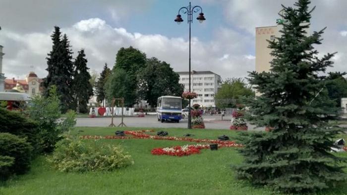 В центре Луцка захватили автобус с заложниками