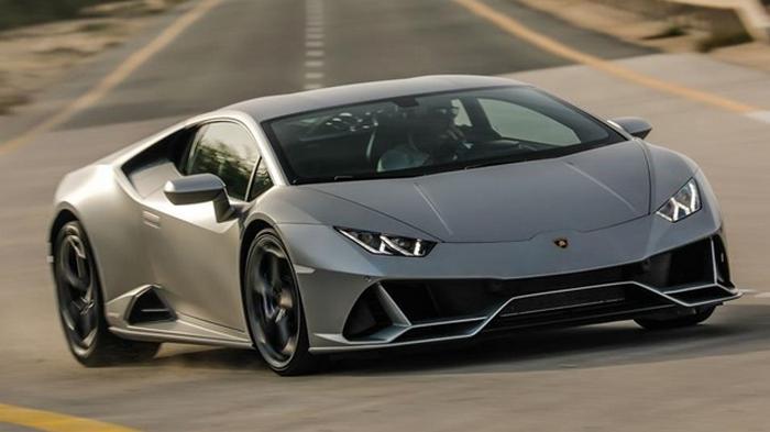 Американец купил Lamborghini на выделенную государством помощь
