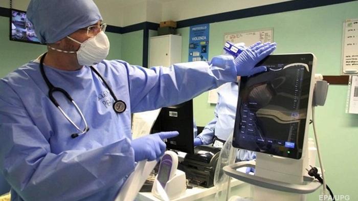 В Китае пациент лечился от коронавируса семь месяцев