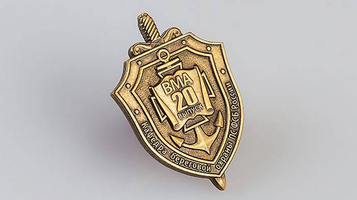 Какие значки приобрести: из золота либо из серебра?