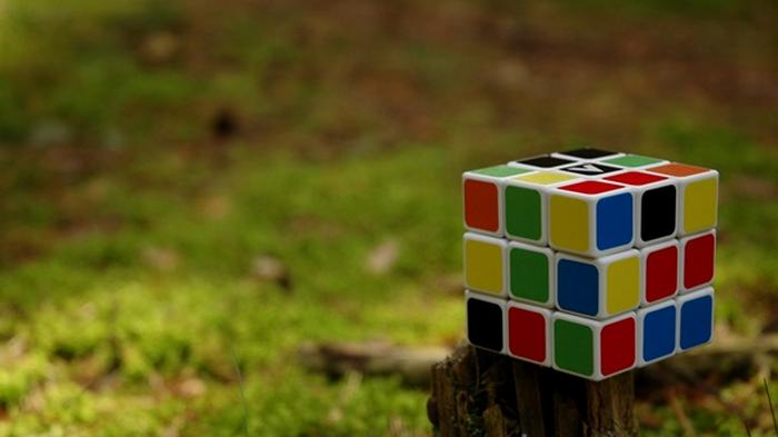 Создан самый маленький кубик Рубика в мире (фото)