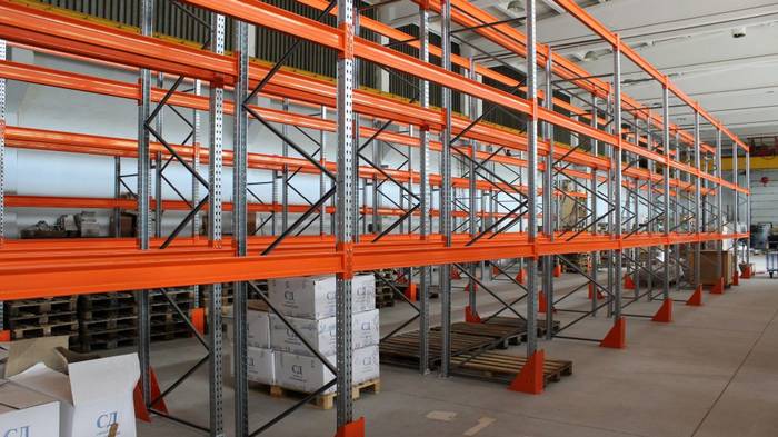 Почему производство паллетных стеллажей лучше заказывать у профессиона