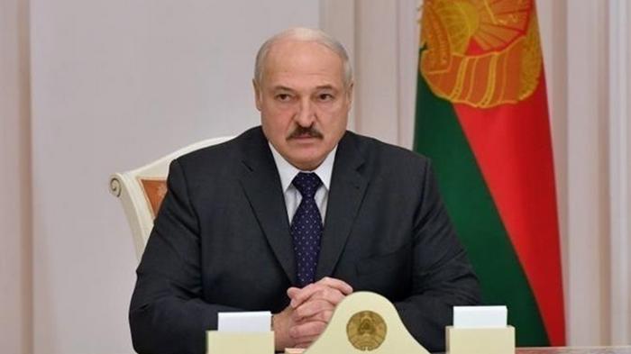 Лукашенко предложили поделиться полномочиями