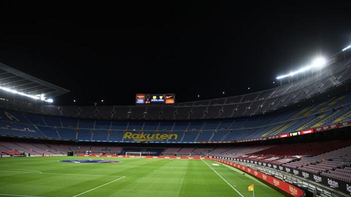 Барселона матчи с Ференцварошем и Реалом сыграет без зрителей