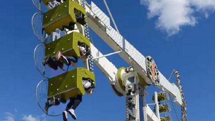 Австралийка упала с 30-метровой высоты на экстремальном аттракционе (фото)