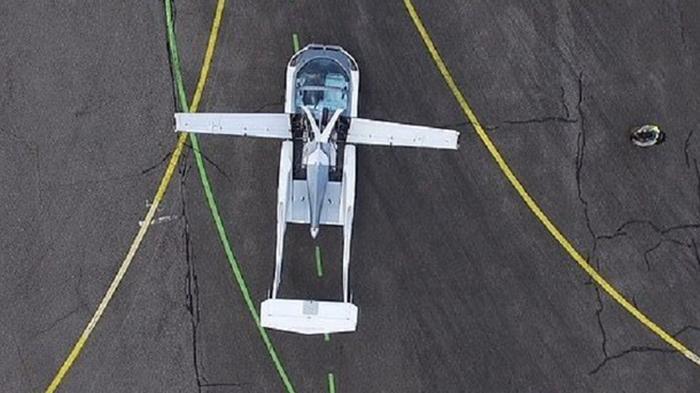 В Словакии испытывают автомобиль, трансформирующийся в самолет (фото)