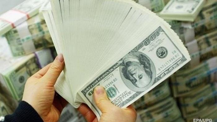 НБУ: Отток валюты возобновится в 2021 году