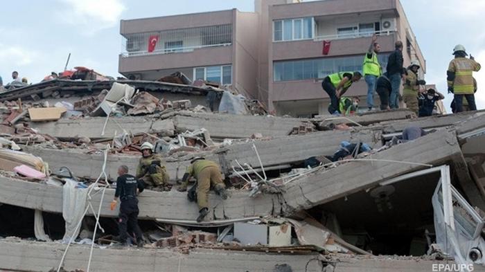 Выросло число жертв землетрясения в Турции