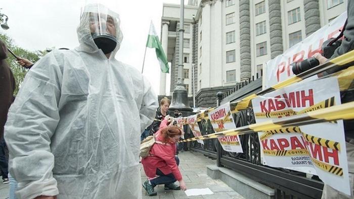 Кабмин возвращает всеобщий карантин