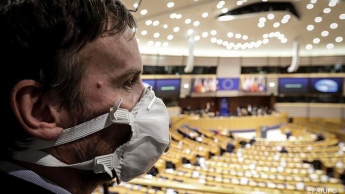 В Европарламенте выявили сотни случаев коронавируса